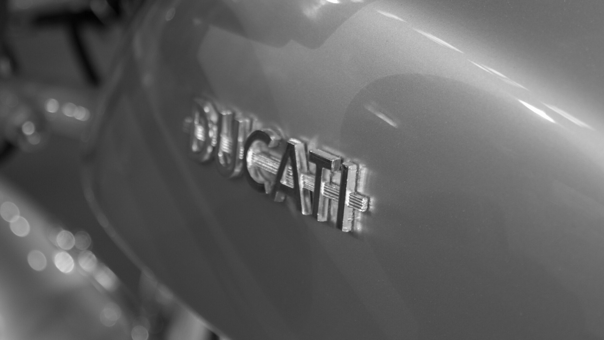 Ducati - atomicFOTO